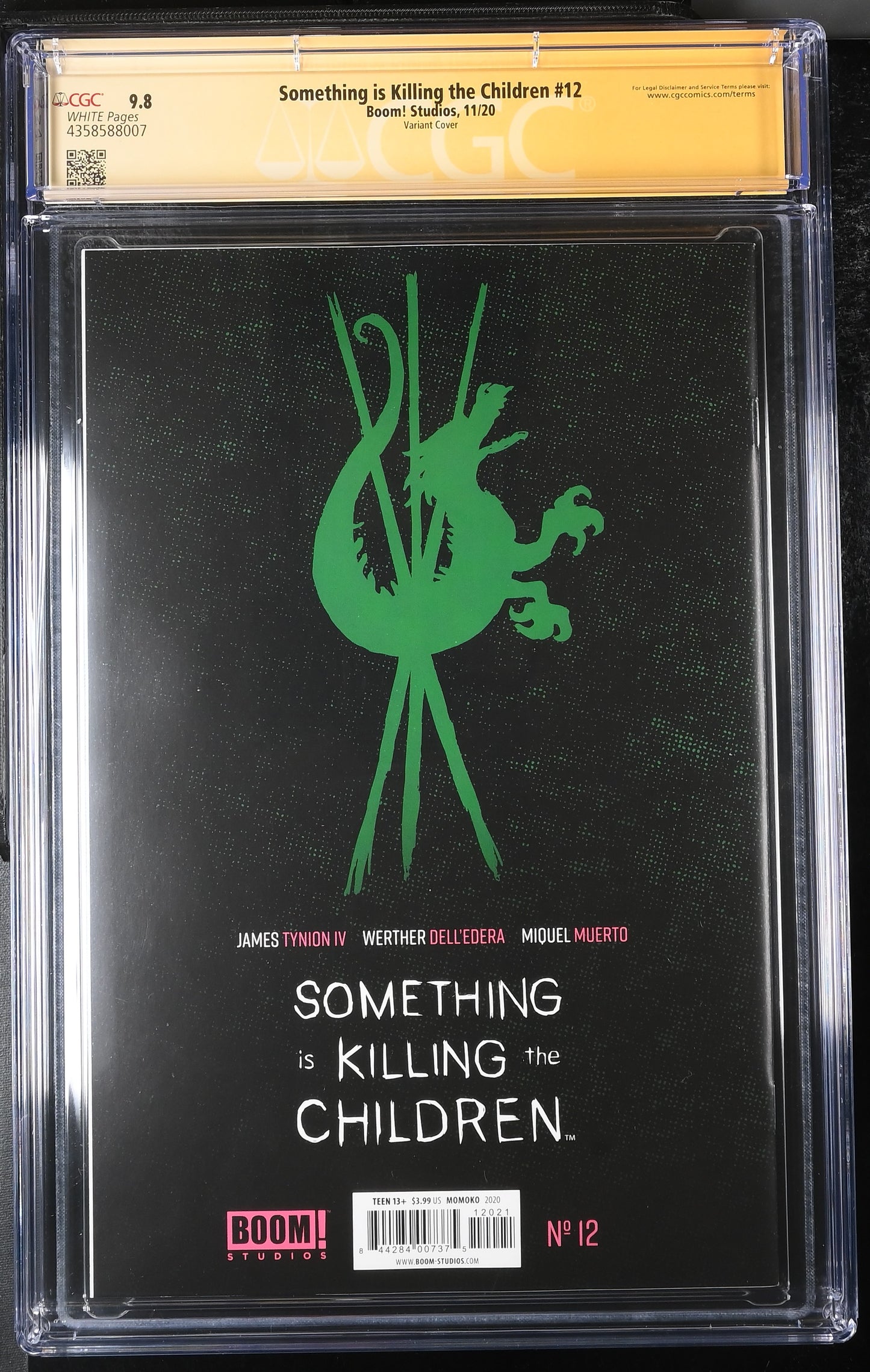 Something is Killing the Children #12 Peach Momoko Variant Edition - CGC Signature Series 9.8